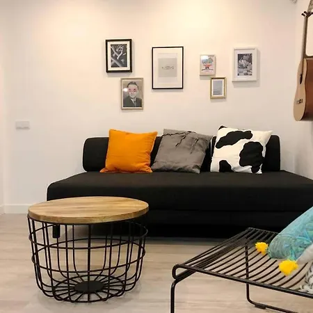 Apartment M5 Cool Terrace. Metro 1 Min. Center 15' By Metro *