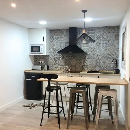 M5 Cool Terrace. Metro 1 Min. Center 15' By Metro Apartment *